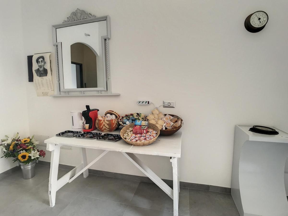 קאסטלסארדו Il Bed And Breakfast Al Centro מראה חיצוני תמונה